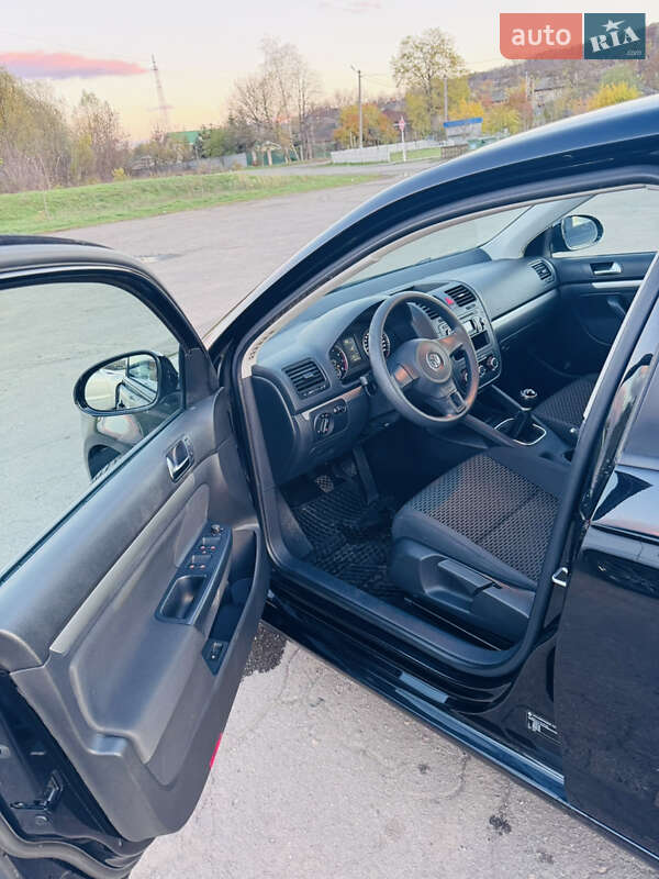 Седан Volkswagen Jetta 2010 в Балте