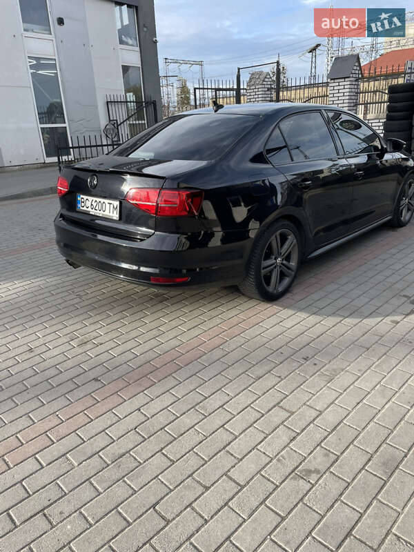 Седан Volkswagen Jetta 2014 в Львове