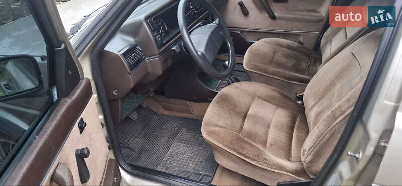 Седан Volkswagen Jetta 1988 в Стрые фото 6 Седан Volkswagen Jetta 1988 в Стрые