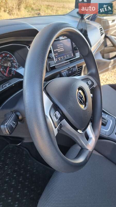 Седан Volkswagen Jetta 2018 в Самборі