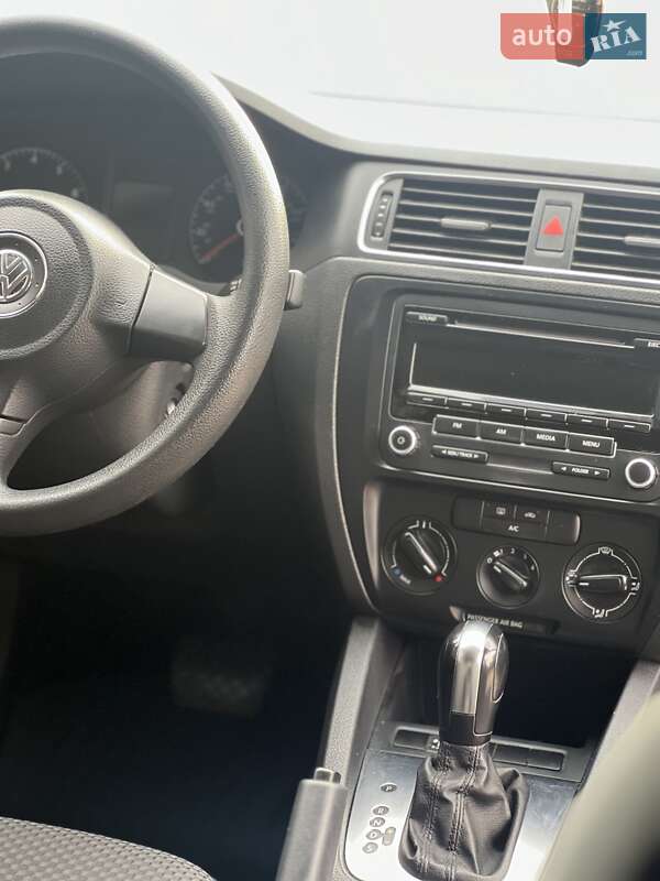 Седан Volkswagen Jetta 2012 в Запорожье