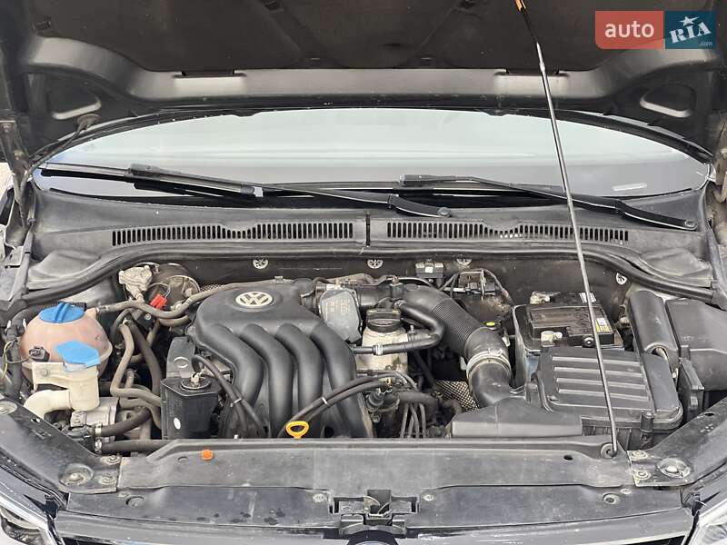 Седан Volkswagen Jetta 2012 в Запорожье