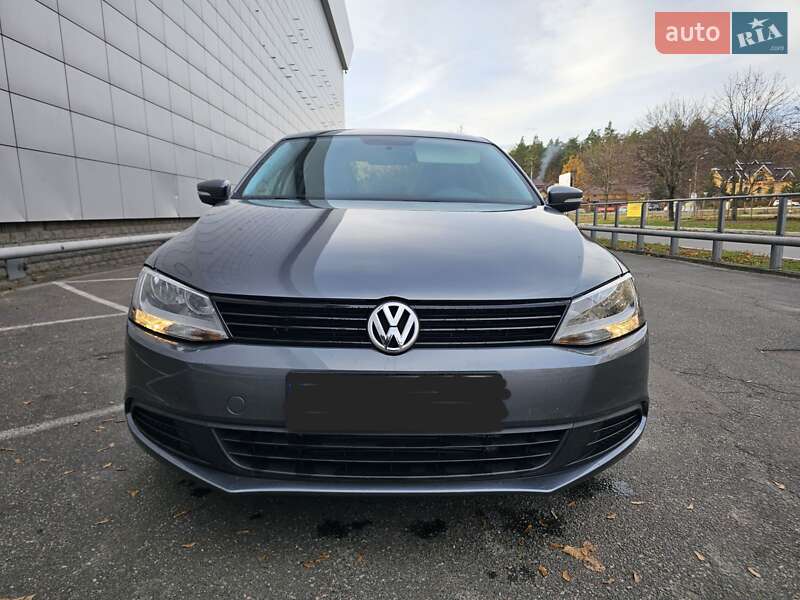 Седан Volkswagen Jetta 2011 в Броварах