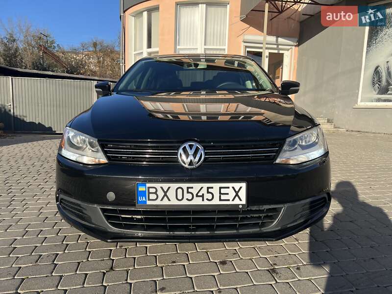 Седан Volkswagen Jetta 2014 в Хмельницком