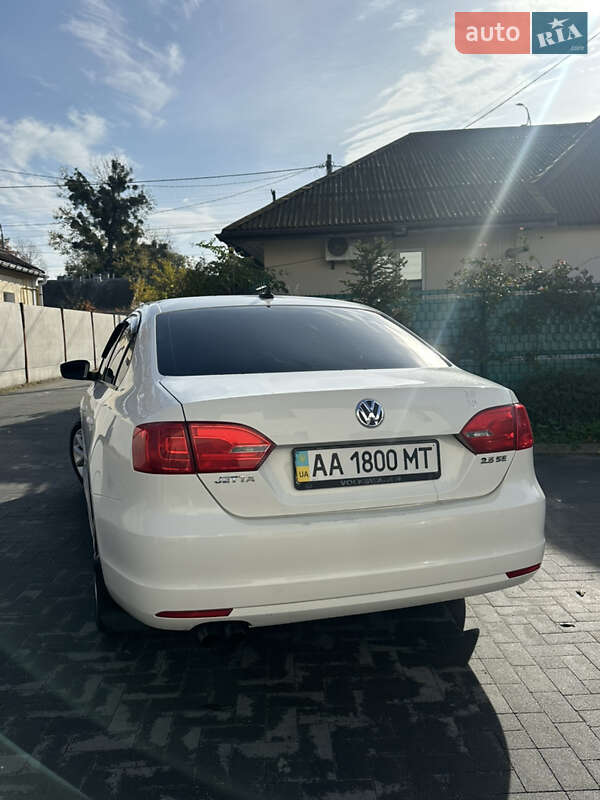 Седан Volkswagen Jetta 2012 в Киеве фото 3 Седан Volkswagen Jetta 2012 в Киеве