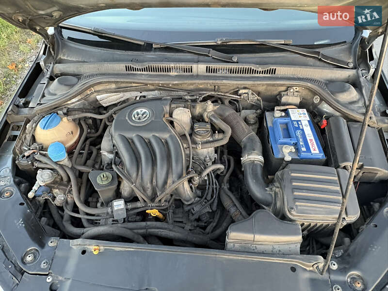 Седан Volkswagen Jetta 2015 в Києві