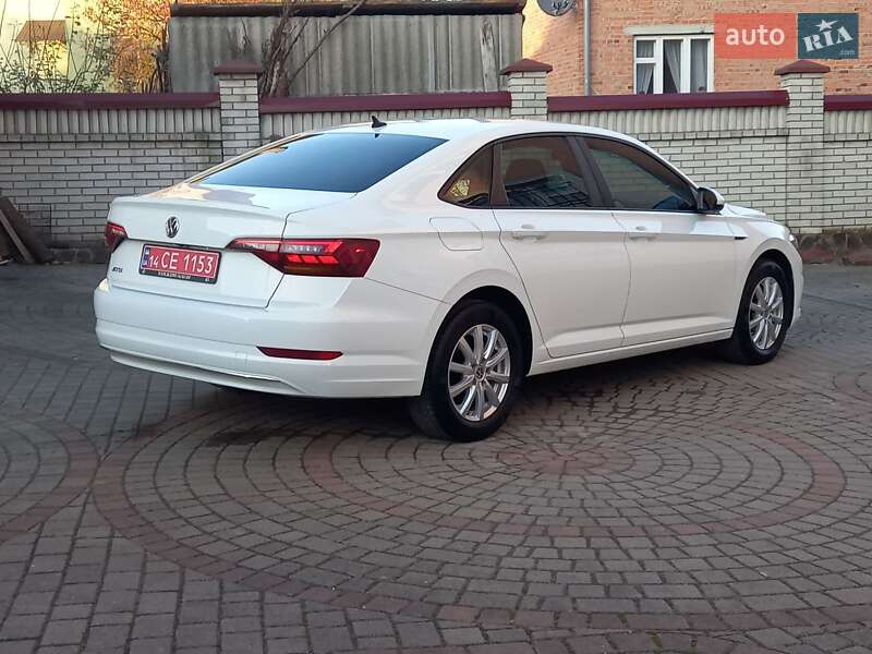 Седан Volkswagen Jetta 2018 в Львові фото 19 Седан Volkswagen Jetta 2018 в Львові