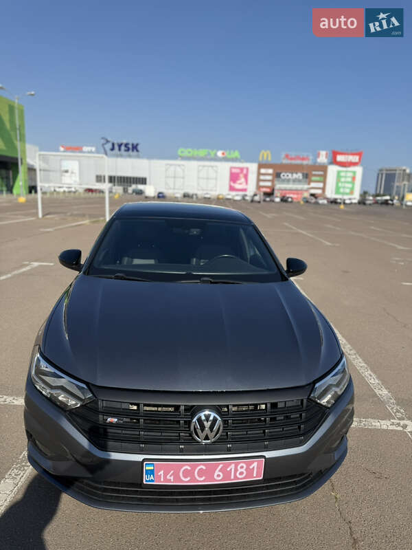 Седан Volkswagen Jetta 2019 в Одессе