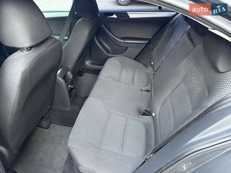 Седан Volkswagen Jetta 2013 в Запорожье фото 18 Седан Volkswagen Jetta 2013 в Запорожье