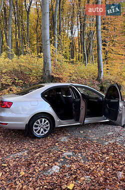 Седан Volkswagen Jetta 2013 в Винниках