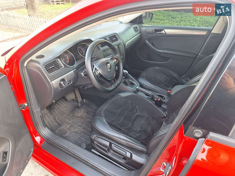 Седан Volkswagen Jetta 2015 в Кропивницком фото 6 Седан Volkswagen Jetta 2015 в Кропивницком