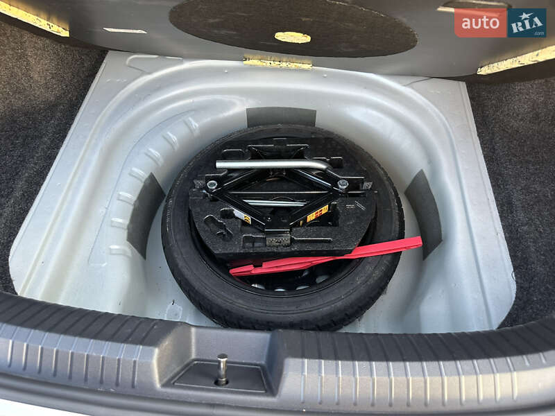 Седан Volkswagen Jetta 2019 в Кривом Роге