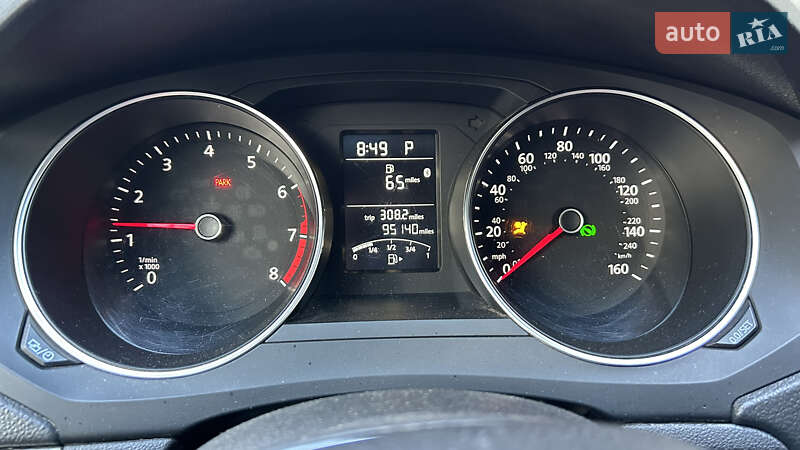 Седан Volkswagen Jetta 2015 в Лубнах