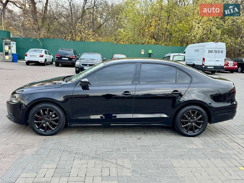 Седан Volkswagen Jetta 2014 в Киеве
