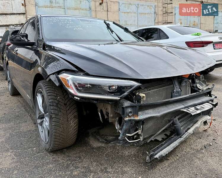 Седан Volkswagen Jetta 2018 в Киеве фото 2 Седан Volkswagen Jetta 2018 в Киеве