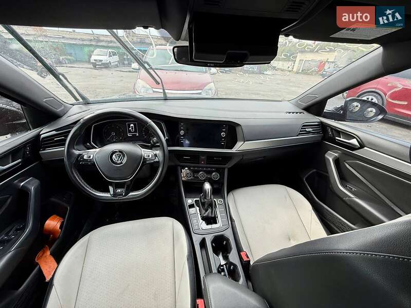 Седан Volkswagen Jetta 2018 в Киеве фото 25 Седан Volkswagen Jetta 2018 в Киеве