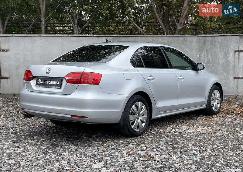 Седан Volkswagen Jetta 2014 в Киеве