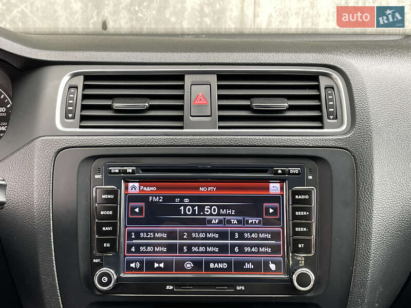 Седан Volkswagen Jetta 2014 в Киеве