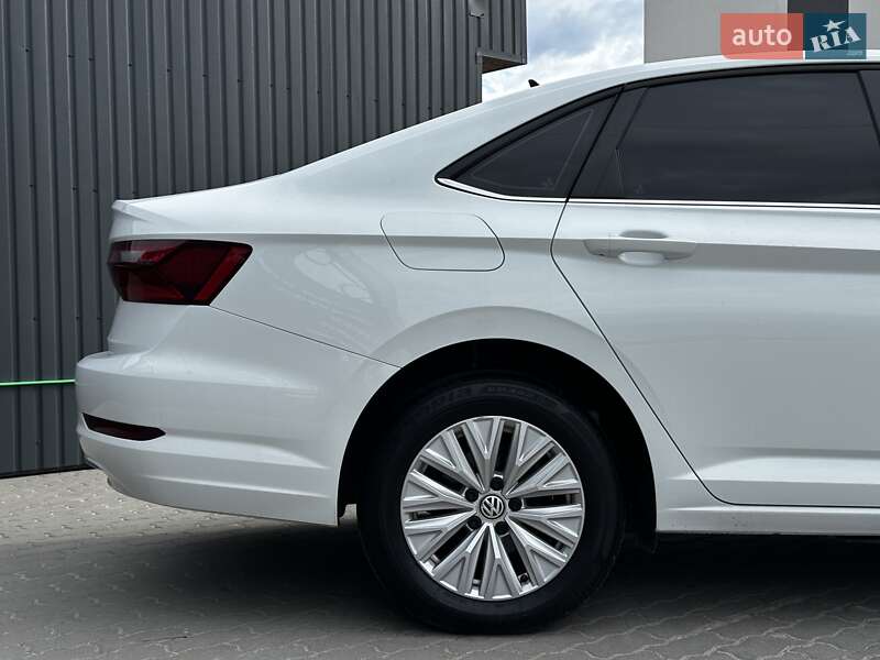 Седан Volkswagen Jetta 2020 в Львове фото 10 Седан Volkswagen Jetta 2020 в Львове