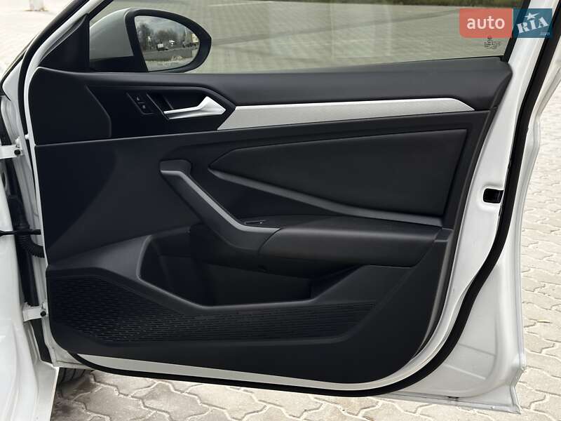 Седан Volkswagen Jetta 2020 в Львове фото 30 Седан Volkswagen Jetta 2020 в Львове