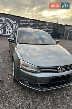 Седан Volkswagen Jetta 2014 в Харкові