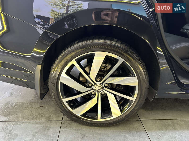 Седан Volkswagen Jetta 2019 в Днепре фото 23 Седан Volkswagen Jetta 2019 в Днепре