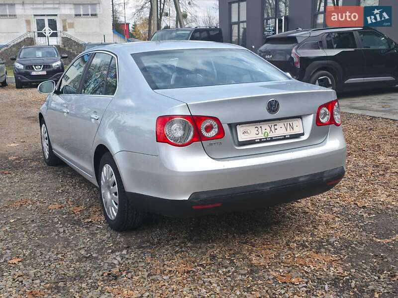 Седан Volkswagen Jetta 2008 в Івано-Франківську фото 5 Седан Volkswagen Jetta 2008 в Івано-Франківську