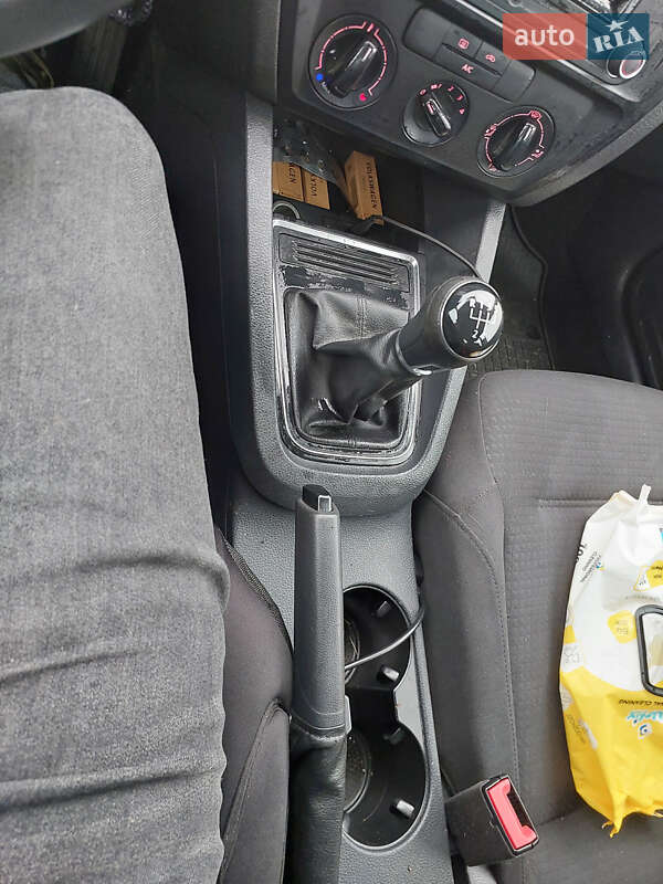 Седан Volkswagen Jetta 2015 в Киеве фото 35 Седан Volkswagen Jetta 2015 в Киеве