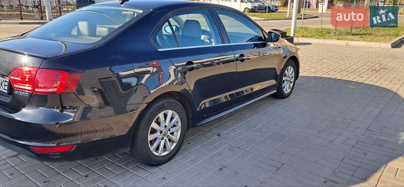 Седан Volkswagen Jetta 2013 в Києві фото 12 Седан Volkswagen Jetta 2013 в Києві