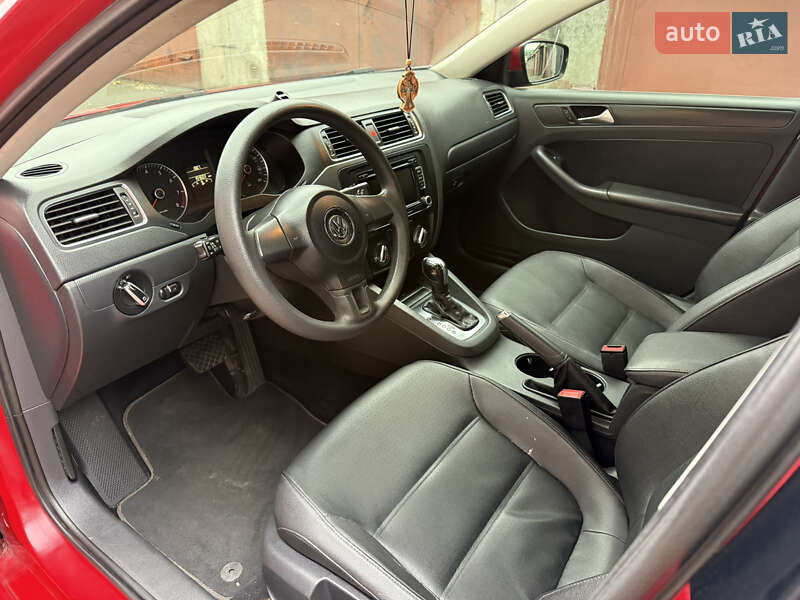 Седан Volkswagen Jetta 2012 в Киеве фото 11 Седан Volkswagen Jetta 2012 в Киеве