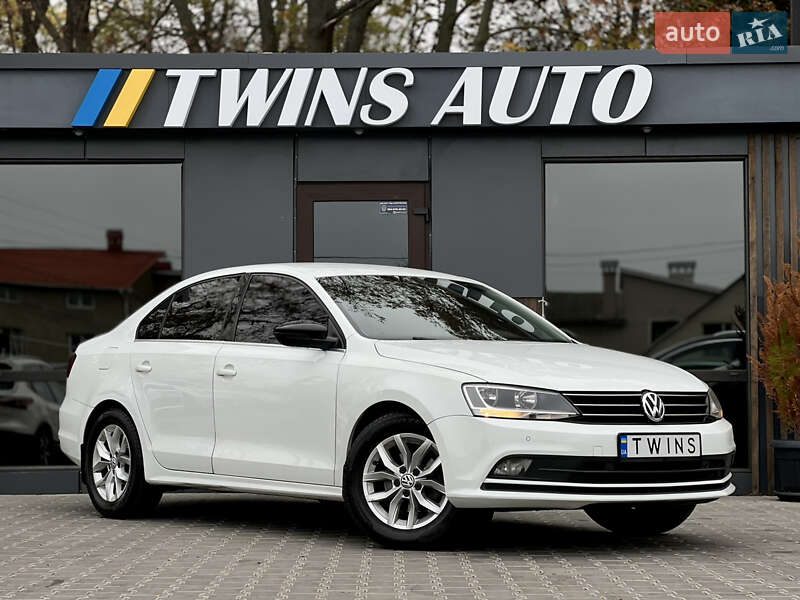 Седан Volkswagen Jetta 2016 в Одессе