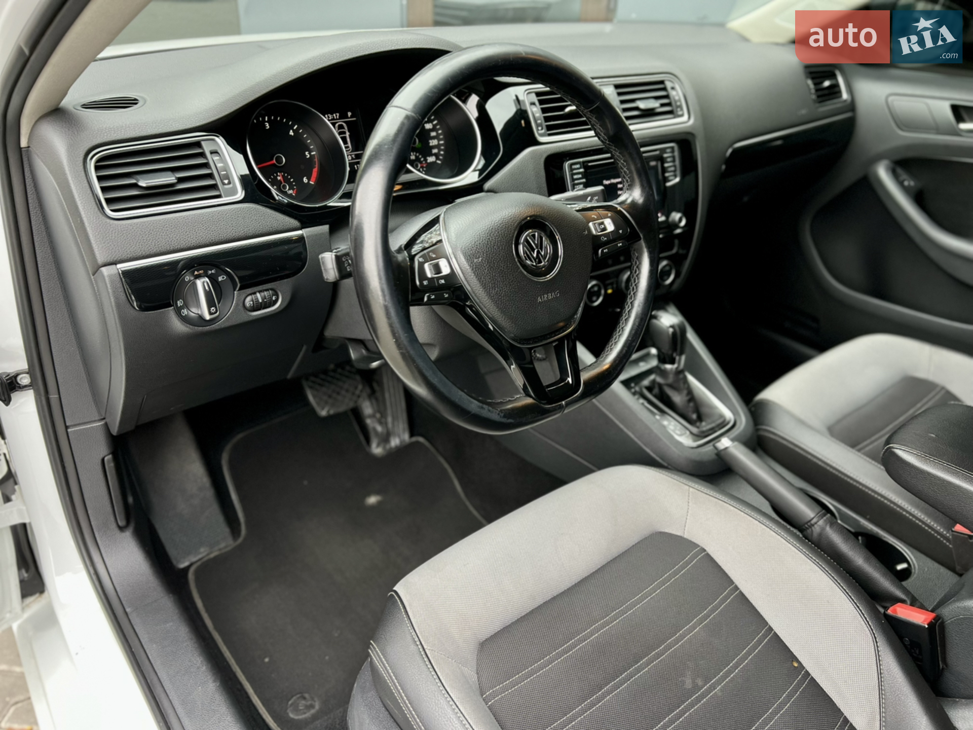 2016 Volkswagen Jetta - мініатюра 25