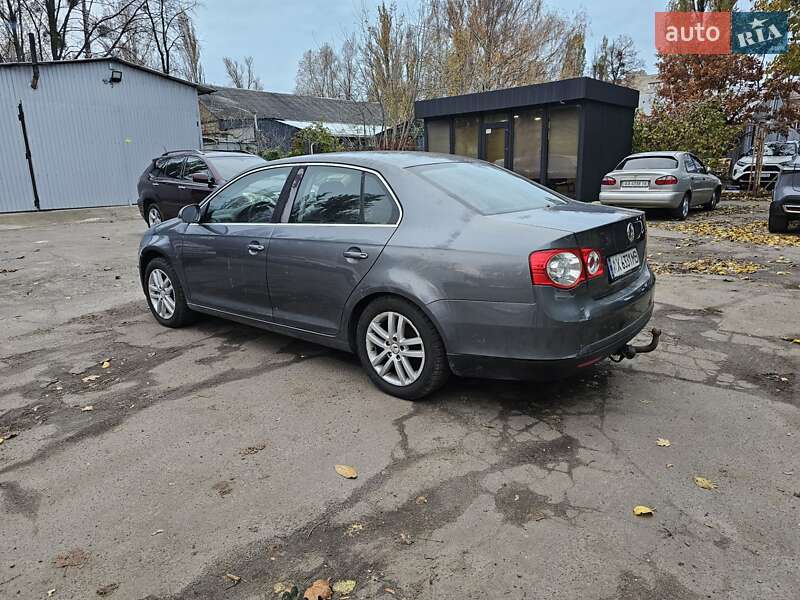 Седан Volkswagen Jetta 2007 в Киеве