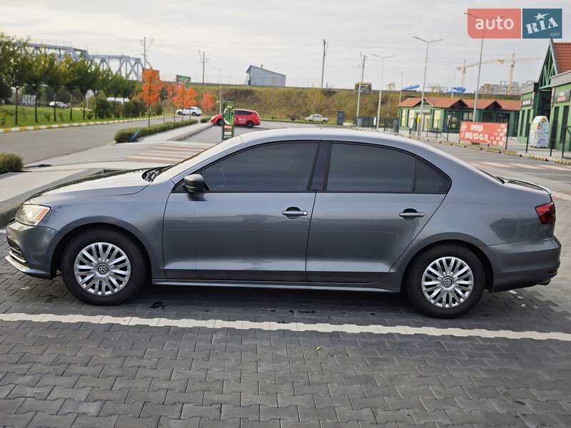 Седан Volkswagen Jetta 2015 в Ирпене фото 2 Седан Volkswagen Jetta 2015 в Ирпене