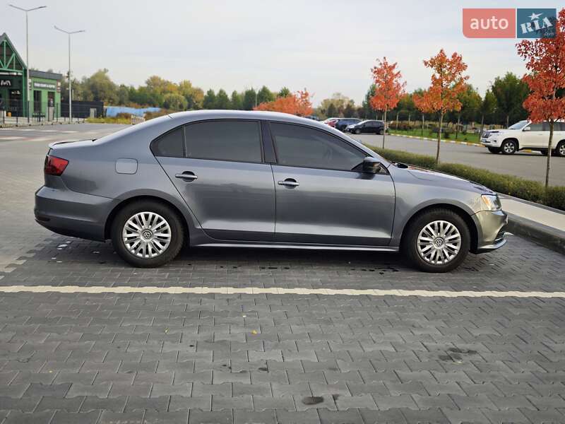 Седан Volkswagen Jetta 2015 в Ирпене фото 8 Седан Volkswagen Jetta 2015 в Ирпене