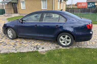 Седан Volkswagen Jetta 2013 в Чернобае