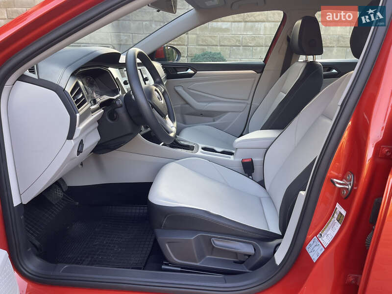 Седан Volkswagen Jetta 2019 в Ровно фото 17 Седан Volkswagen Jetta 2019 в Ровно