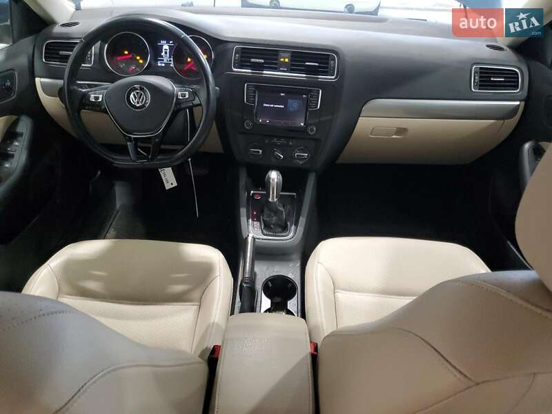 Седан Volkswagen Jetta 2017 в Тернополе