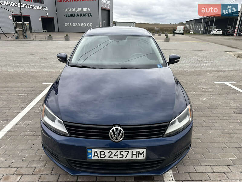 Седан Volkswagen Jetta 2012 в Киеве