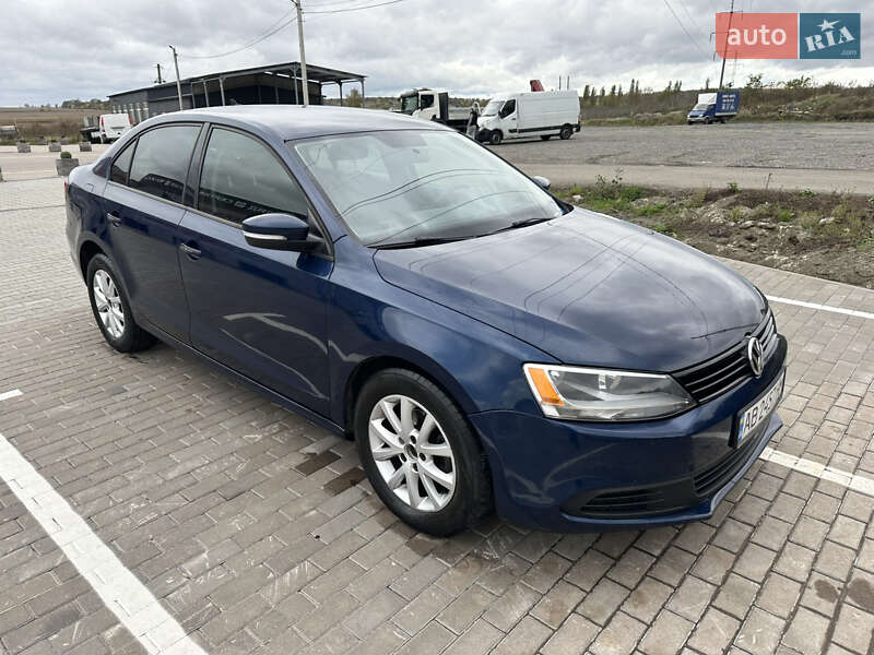 Седан Volkswagen Jetta 2012 в Киеве