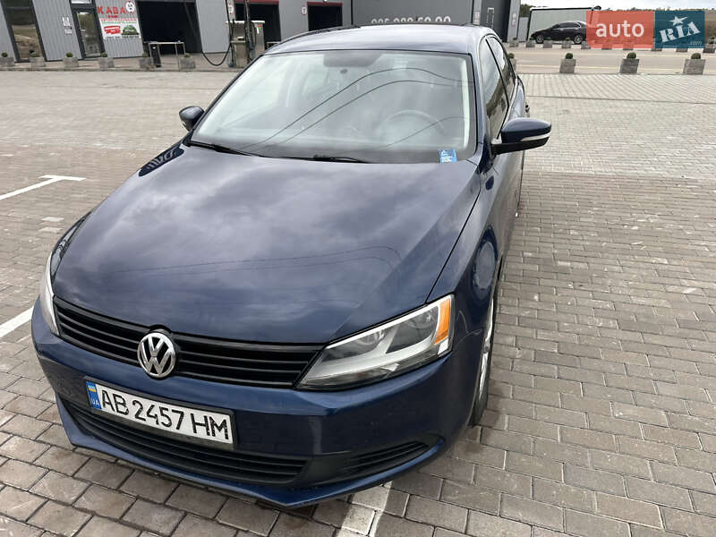 Седан Volkswagen Jetta 2012 в Киеве