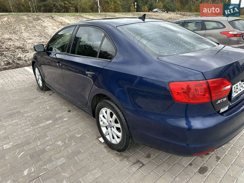 Седан Volkswagen Jetta 2012 в Киеве