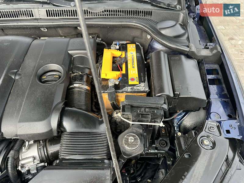 Седан Volkswagen Jetta 2012 в Киеве