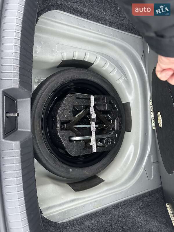 Седан Volkswagen Jetta 2023 в Киеве фото 18 Седан Volkswagen Jetta 2023 в Киеве