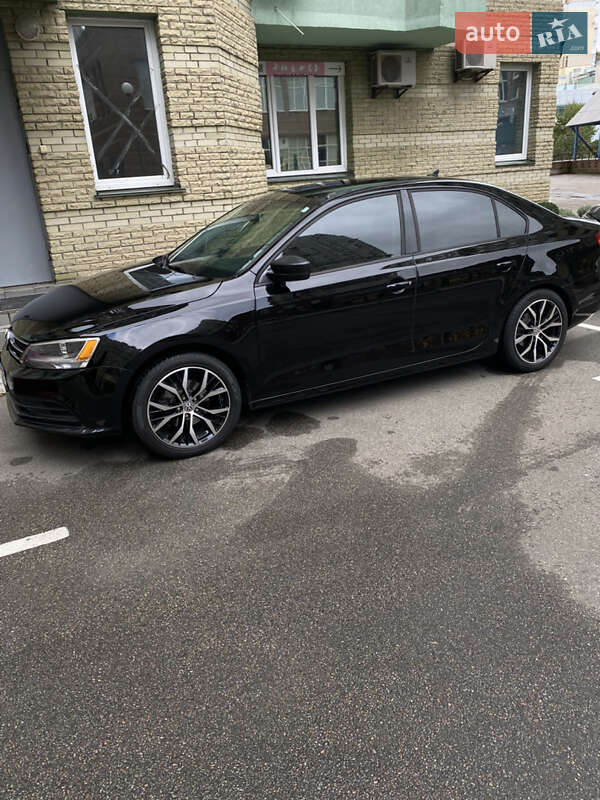 Седан Volkswagen Jetta 2015 в Киеве фото 4 Седан Volkswagen Jetta 2015 в Киеве