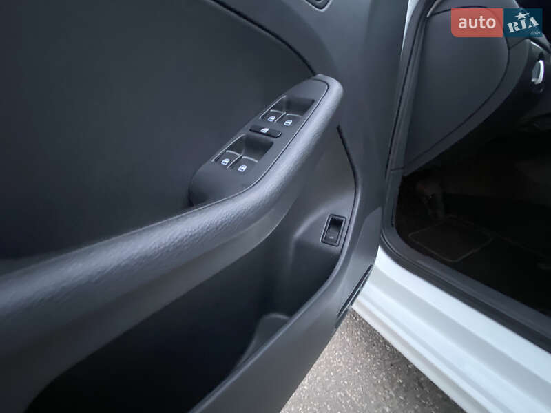 Седан Volkswagen Jetta 2017 в Запорожье