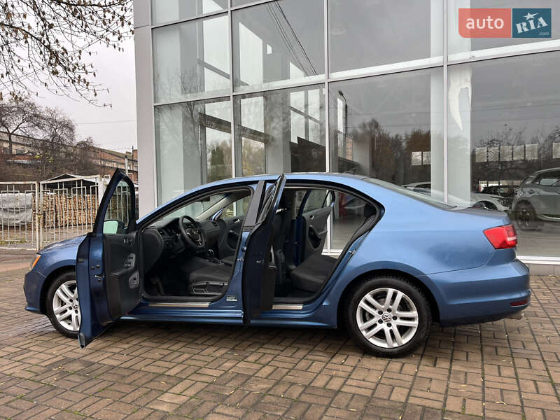 Седан Volkswagen Jetta 2014 в Чернігові фото 19 Седан Volkswagen Jetta 2014 в Чернігові