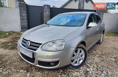 Седан Volkswagen Jetta 2008 в Прилуках