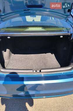 Седан Volkswagen Jetta 2015 в Днепре