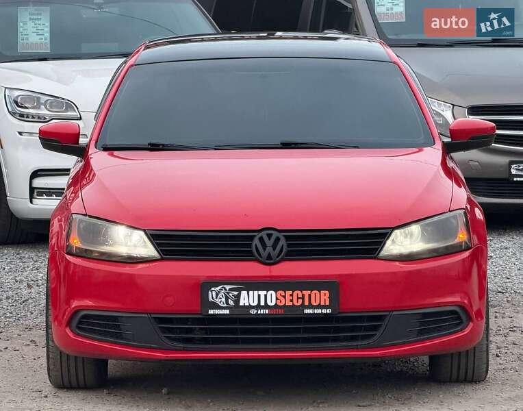 Седан Volkswagen Jetta 2012 в Харкові